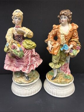 Vintage 15.5” Pair of Capodimonte hand painted porcelain Baroque style couple